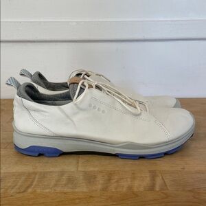 Ecco Women's Goretex Biom Hybrid 3 Leather Spikeless Golf Shoe size 6